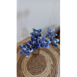 Bouquet de fleurs dans les tons violet / bleu
