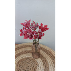 Bouquet de fleurs tons rouge