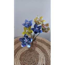 Bouquet de fleurs tons jaune / violet / bleu