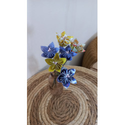 Bouquet de fleurs tons jaune / violet / bleu