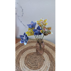 Bouquet de fleurs tons jaune / violet / bleu