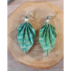 Boucles d'oreilles feuille verte feuillage blanc marron clair