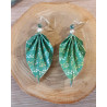 Boucles d'oreilles feuille verte feuillage blanc marron clair