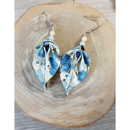 Boucles d'oreilles feuille bleue et beige fleur de cerisier
