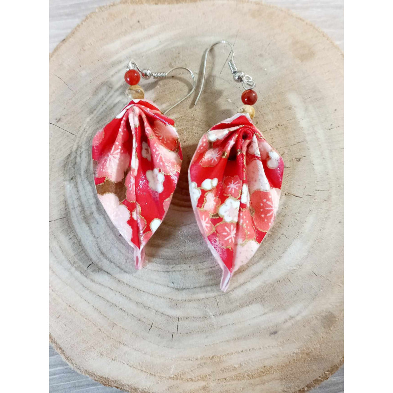 Boucles d'oreilles feuille rouge fleur de cerisier Boucles d'oreilles feuille rouge fleur de cerisier
