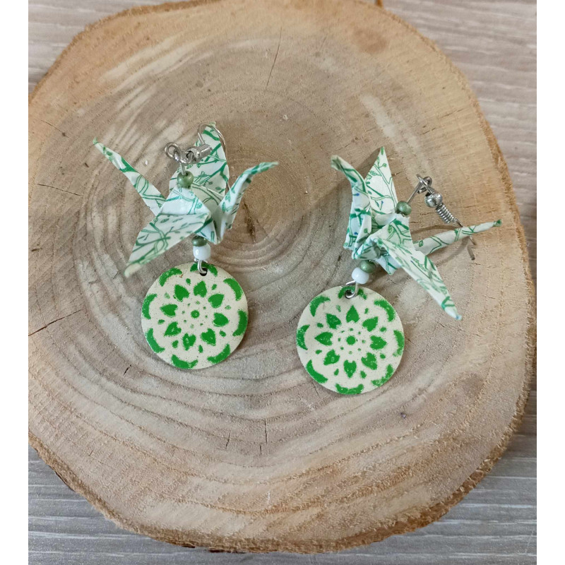 Boucles d'oreilles grue vert clair Boucles d'oreilles grue vert clair