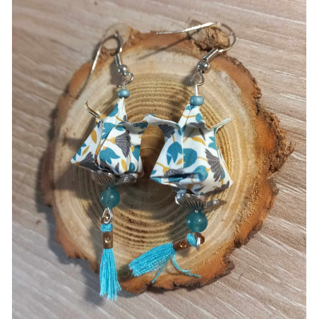Boucles d'oreilles Fleur de lotus bleu et blanc
